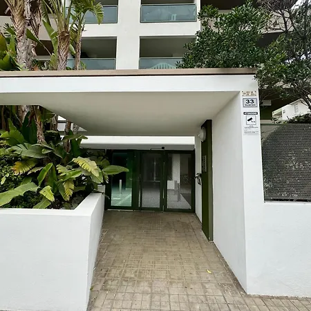 Laguna Apartment